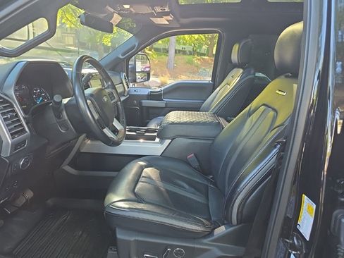 Used 2020 Ford F250 Platinum image 12