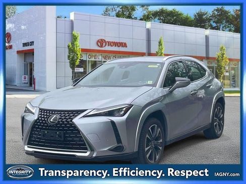 Used 2023 Lexus UX 250h AWD w/ Accessory Package (Z1) image 4