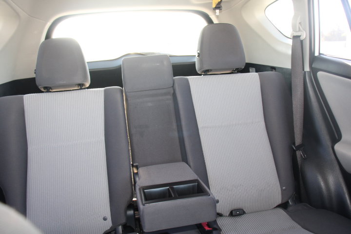 Used 2015 Toyota RAV4 LE FWD image 21
