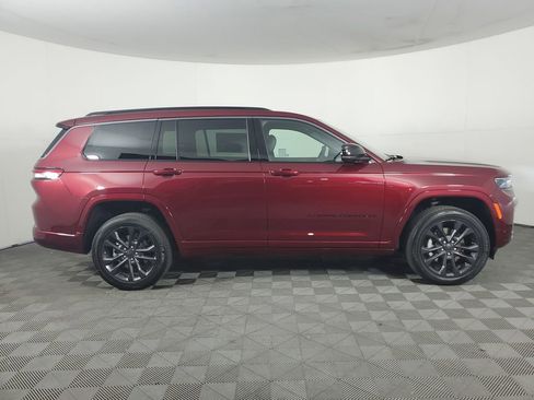 New 2026 Jeep Grand Cherokee L Limited AWD/4WD image 3