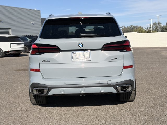 Used 2026 BMW X5 sDrive40i w/ M Sport Package RWD image 7