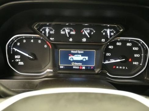 Used 2021 GMC Sierra 1500 SLE w/ X31 Off-Road Package AWD/4WD image 17
