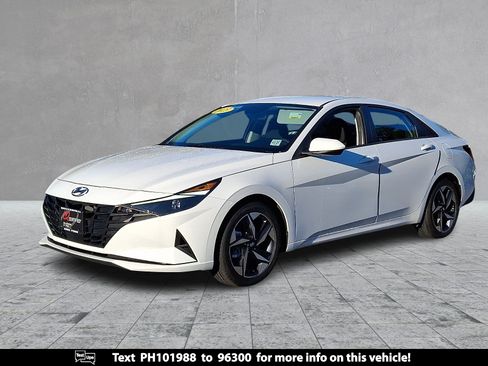 Used 2023 Hyundai Elantra SEL w/ Convenience Package FWD image 1