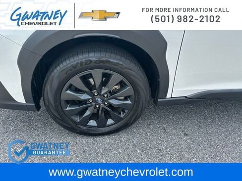 Used 2025 Subaru Outback Onyx Edition XT AWD/4WD image 9