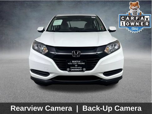 Used 2018 Honda HR-V LX image 2