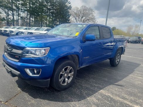 Used 2018 Chevrolet Colorado Z71 AWD/4WD image 2