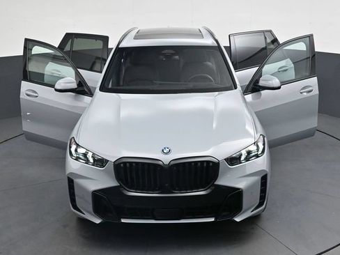 Used 2026 BMW X5 xDrive50e w/ Executive Package AWD/4WD image 42