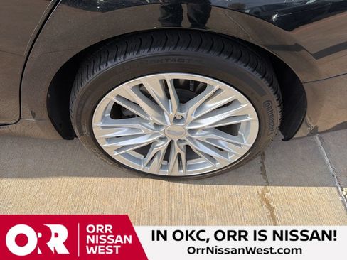 Used 2023 Cadillac CT4 Premium Luxury w/ Climate Package RWD image 9