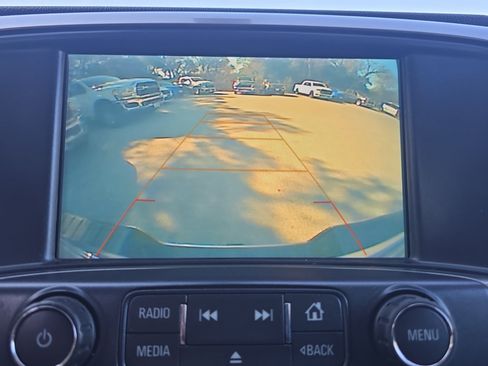 Used 2019 Chevrolet Silverado 1500 LT image 15