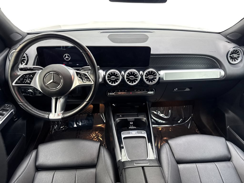 Used 2025 Mercedes-Benz GLB 250 w/ Exclusive Package image 49