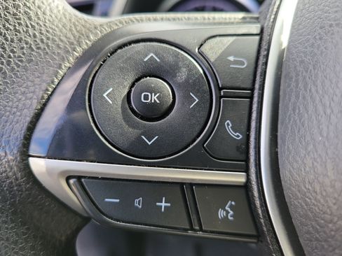 Used 2023 Toyota Camry LE image 23