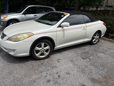Used 2006 Toyota Solara SE FWD image 1