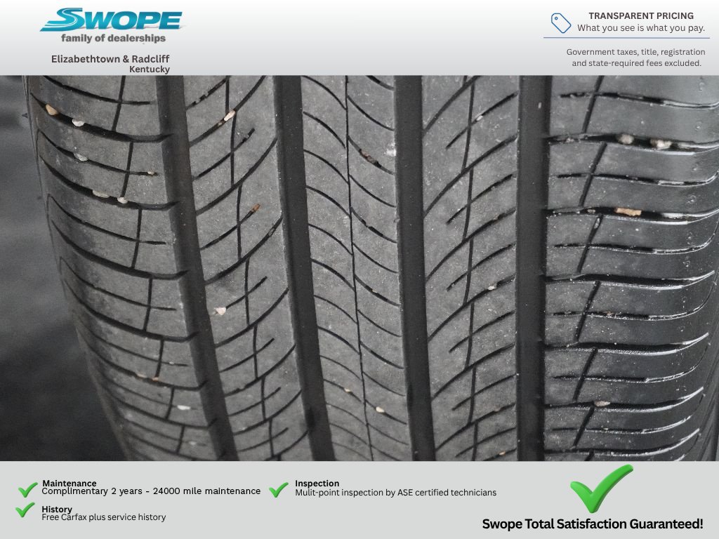 Used 2025 Chevrolet Trax LT w/ Driver Confidence Package FWD image 30