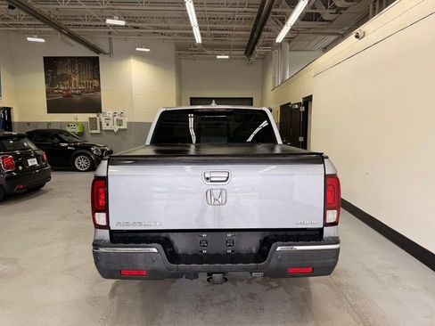 Used 2020 Honda Ridgeline RTL-E image 4
