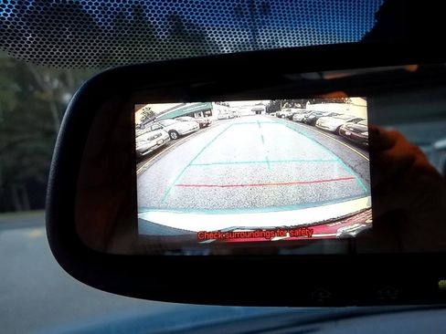 Used 2011 Toyota Avalon Limited FWD image 7