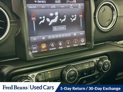 Used 2022 Jeep Wrangler Unlimited Sahara w/ Cold Weather Group image 18