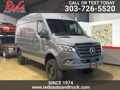 Used 2025 Mercedes-Benz Sprinter 2500 image 1