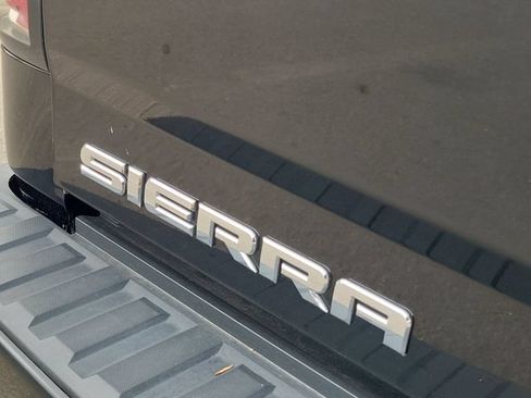 Used 2018 GMC Sierra 1500 Denali AWD/4WD image 37