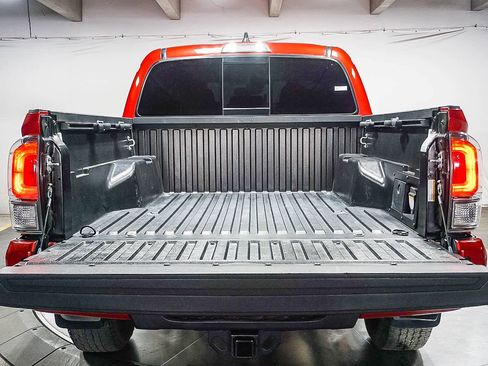 Certified 2022 Toyota Tacoma TRD Off-Road w/ Technology Package RWD image 27