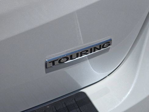 New 2026 Honda Odyssey Touring image 11