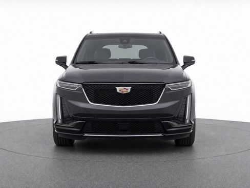 Used 2023 Cadillac XT6 Sport w/ Technology Package AWD/4WD image 5