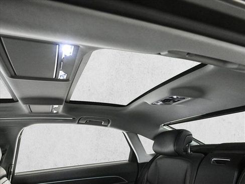 Used 2022 Audi A8 L 3.0T image 20