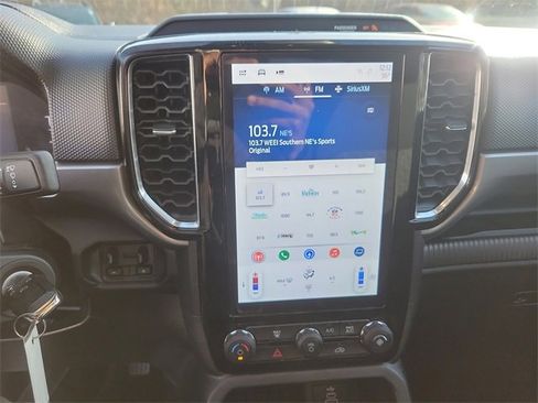 Certified 2024 Ford Ranger XLT w/ FX4 Off-Road Package image 17