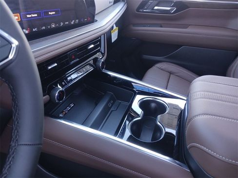 New 2026 Chevrolet Tahoe High Country w/ LPO, Get Active Package image 11