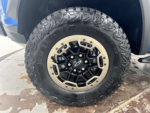 Used 2023 Chevrolet Colorado ZR2 w/ Desert Boss Special Edition AWD/4WD image 28