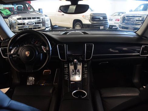Used 2012 Porsche Panamera 4 image 48