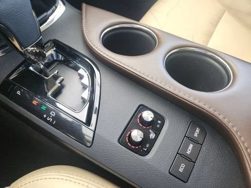 Used 2016 Toyota Avalon XLE Premium FWD image 27