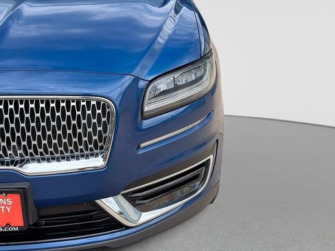 Used 2020 Lincoln Nautilus Reserve AWD/4WD image 12