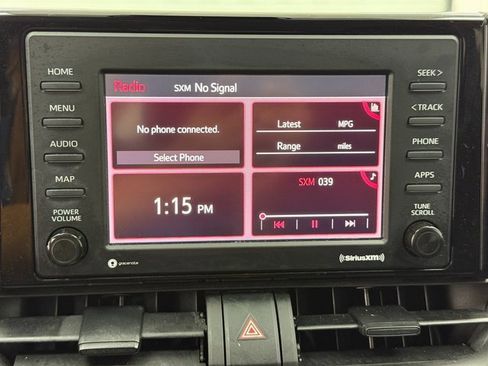 Used 2021 Toyota RAV4 LE image 15