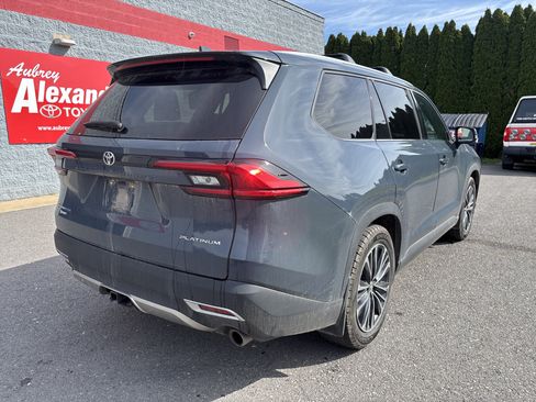 Certified 2024 Toyota Grand Highlander AWD Hybrid image 3