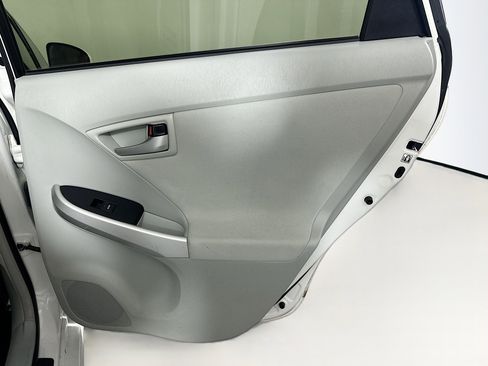 Used 2015 Toyota Prius Two FWD image 28