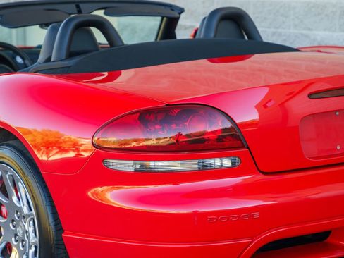 Used 2004 Dodge Viper SRT-10 RWD image 47