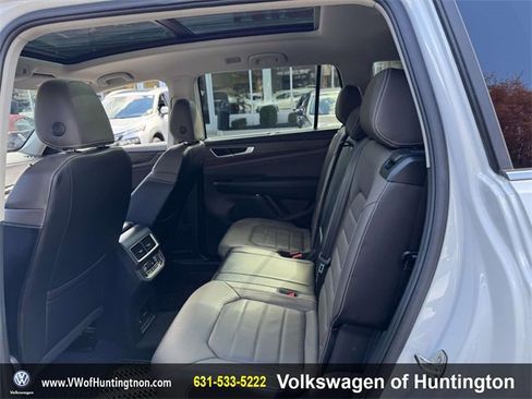 Certified 2025 Volkswagen Atlas SEL image 10