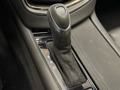Used 2018 Cadillac CTS V w/ Carbon Fiber Package RWD image 30