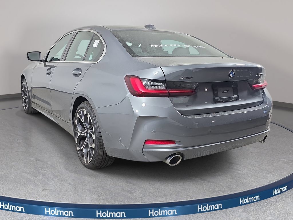 Used 2025 BMW 330i xDrive Sedan w/ Convenience Package AWD/4WD image 8