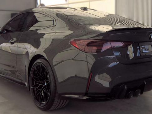 Used 2027 BMW M4 Competition RWD image 6