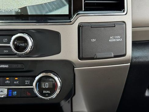 Used 2022 Ford F250 Lariat w/ Lariat Value Package AWD/4WD image 20