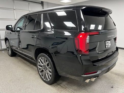 Used 2025 GMC Yukon Denali Ultimate w/ LPO, Floor Liner Package image 9