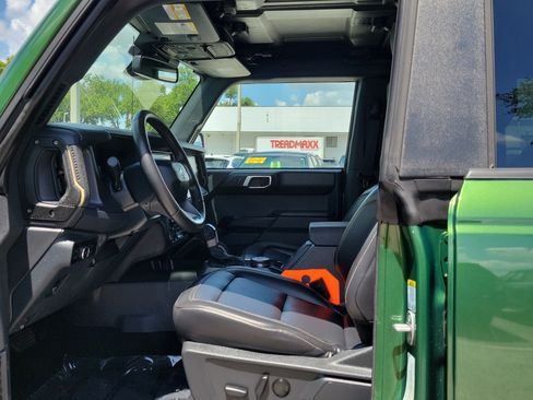 Certified 2025 Ford Bronco Badlands AWD/4WD image 19