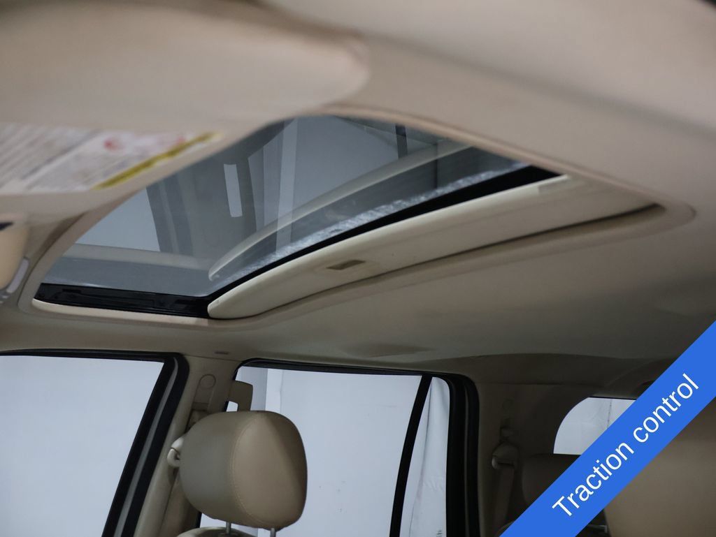 Used 2006 Lincoln Navigator Luxury AWD/4WD image 4