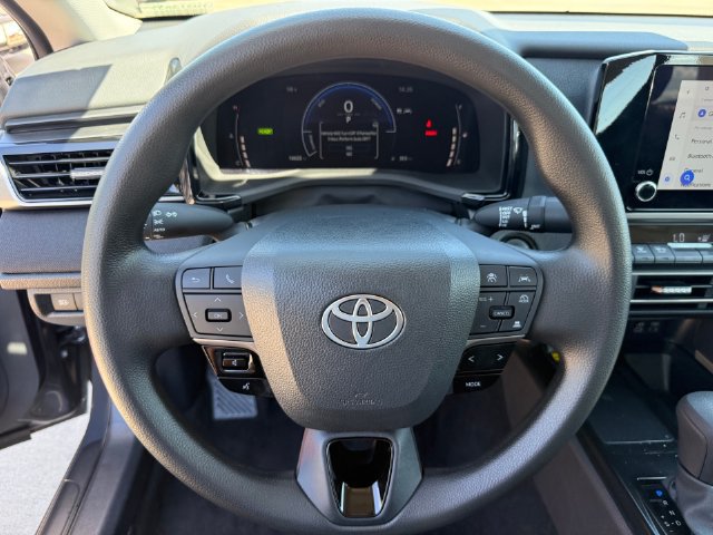 Used 2026 Toyota Camry LE FWD image 16