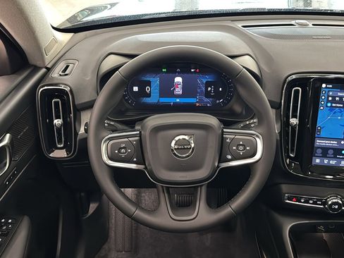 New 2026 Volvo XC40 B5 Ultra w/ Climate Package image 12