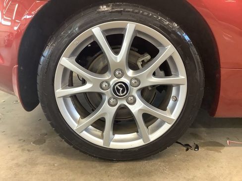Used 2014 MAZDA MX-5 Miata Grand Touring w/ Premium Package RWD image 20