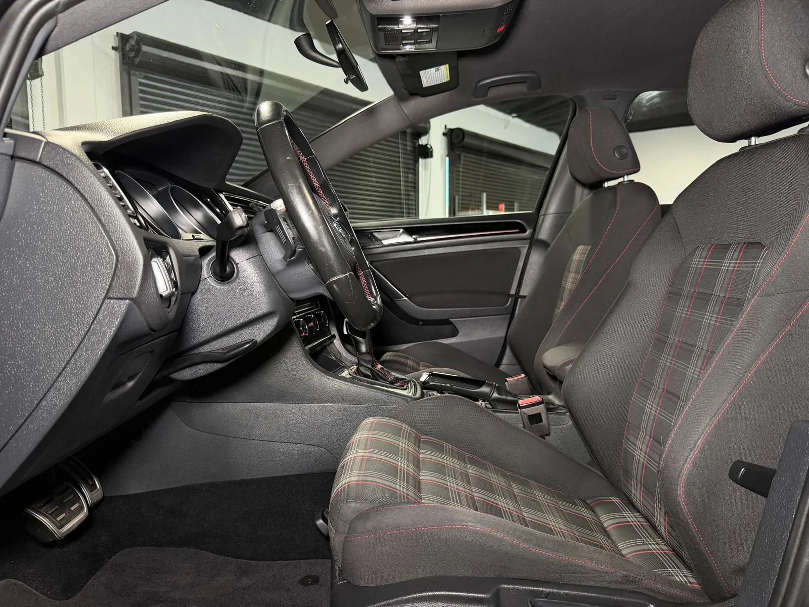 Used 2017 Volkswagen GTI S FWD image 25