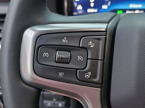 Used 2023 Chevrolet Tahoe Z71 w/ Z71 Off-Road Package AWD/4WD image 28