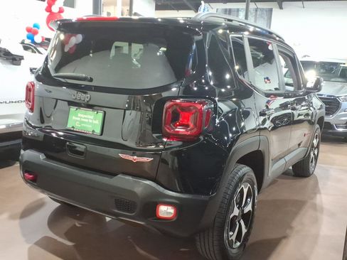 Used 2019 Jeep Renegade Trailhawk w/ UConnect 8.4 Nav Group AWD/4WD image 6